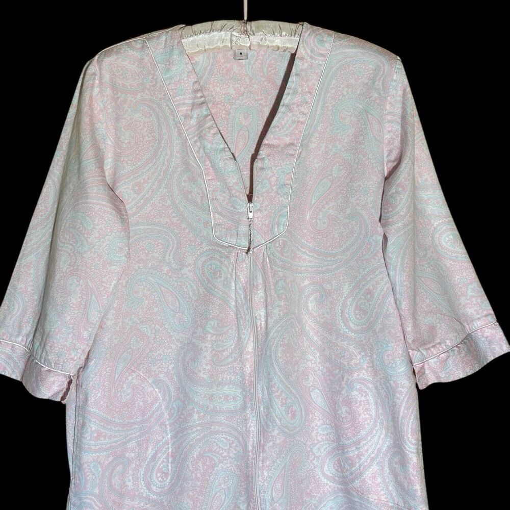 MISS ELAINE Women’s Pink Paisley Print 100% Cotton Flannel Nightgown Size S - Picture 3 of 13